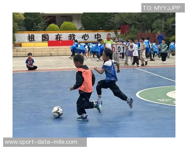小孩足球比赛精彩瞬间合集让我们一起感受童年的激情与快乐